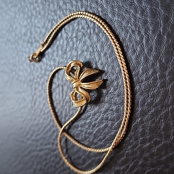 VTG Avon necklace - Picture 2 of 11